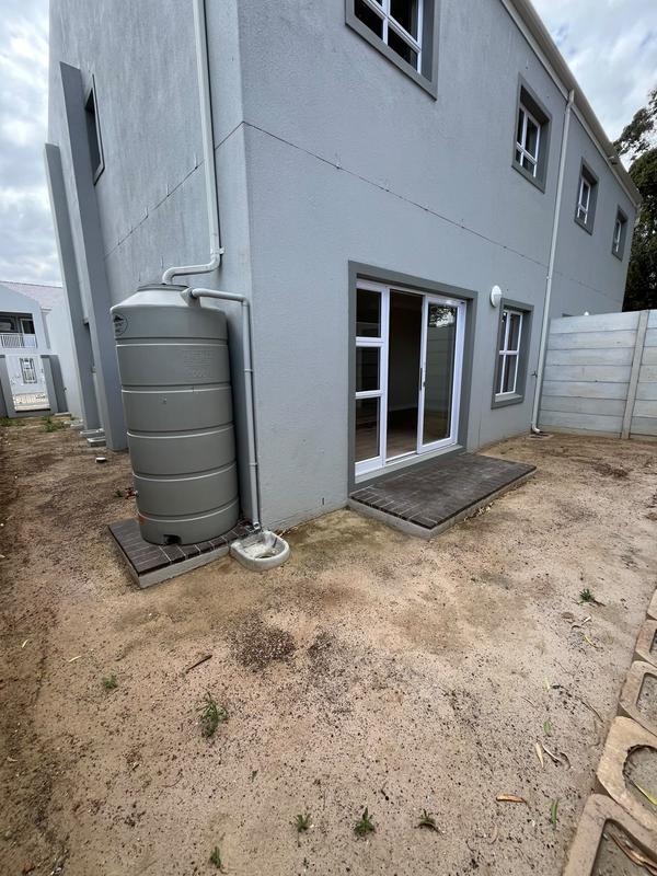 To Let 3 Bedroom Property for Rent in Pinehurst Western Cape